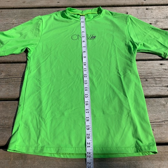 💜 O'Neill Kids' Neon Green Short-Sleeve Rash Guard - Slim Fit - Size 16 - Picture 6 of 6